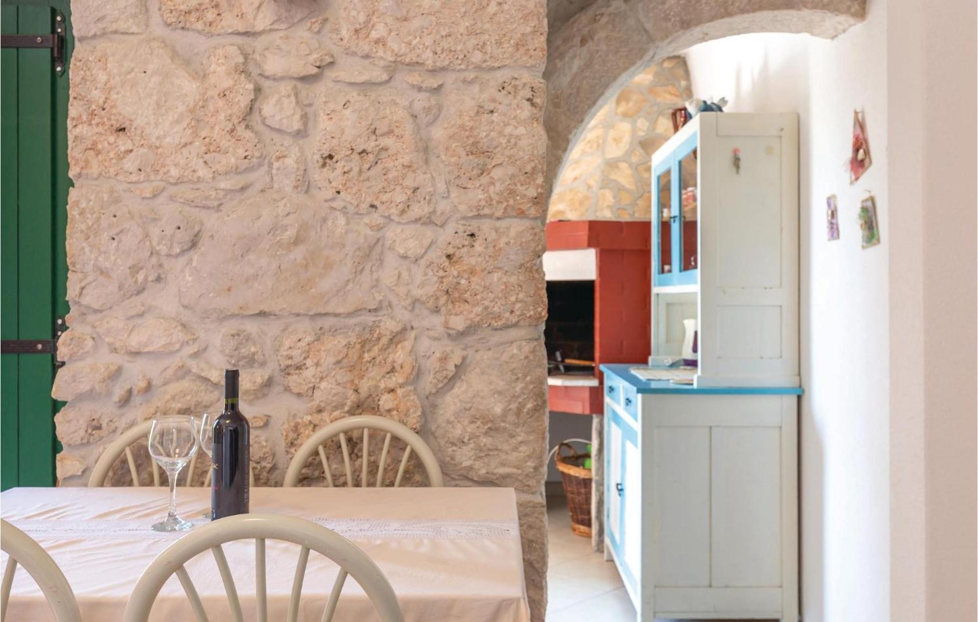 Awesome Home In Podgora With Kitchen Luaran gambar