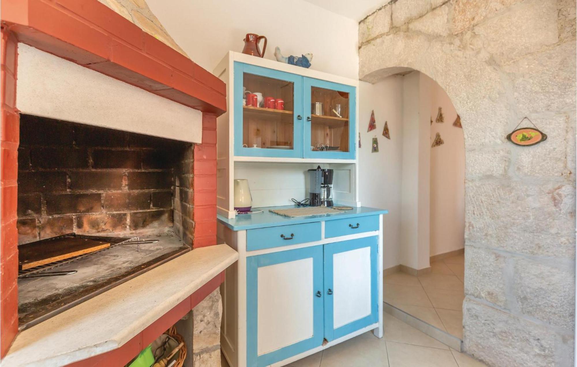 Awesome Home In Podgora With Kitchen Luaran gambar