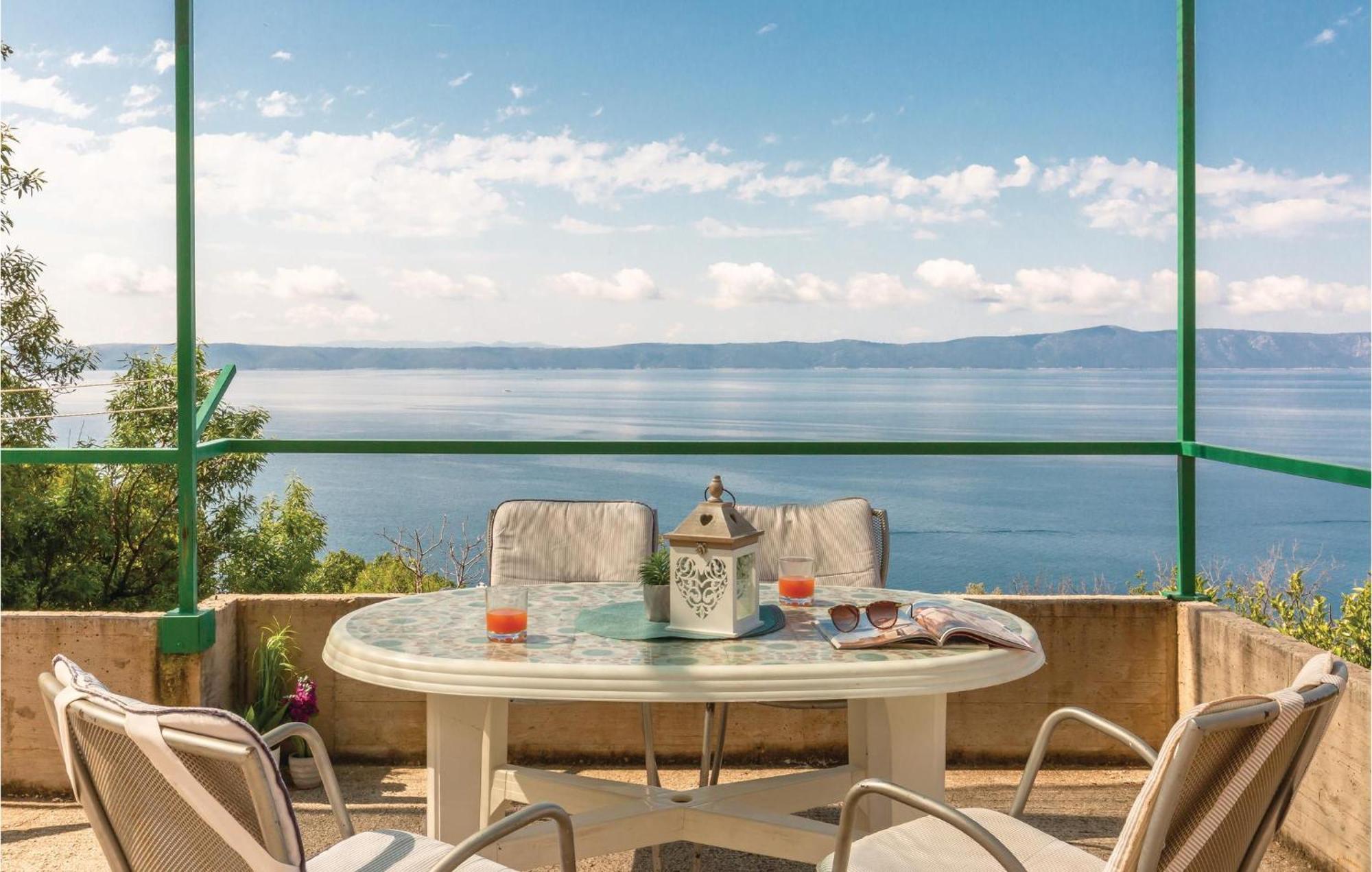 Awesome Home In Podgora With Kitchen Luaran gambar
