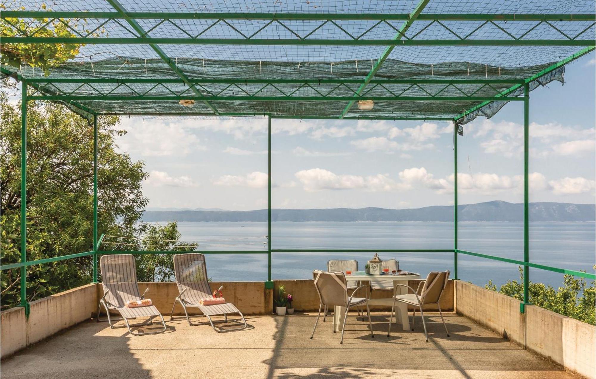 Awesome Home In Podgora With Kitchen Luaran gambar